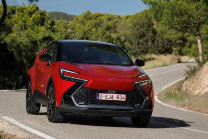 La nueva versión híbrida enchufable del C-HR viene a reforzar la apuesta multi-tecnológica de Toyota.