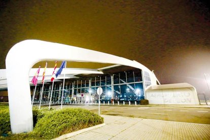 El Aeropuerto de León registro la salida de 450 aviones durante todo el 2024.