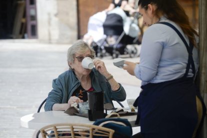 Hostelería registra más diferencias entre provincias.