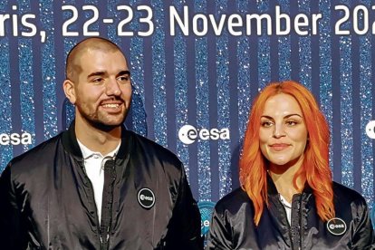 Los leoneses Pablo Álvarez y Sara García en París en 2022 cuando fueron seleccionados.