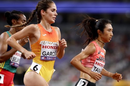 TOKYO (Japan), 20/09/2025.- Marta Garcia of Spain competes in the Women's 5000m final at the World Athletics Championships 2025 in Tokyo, Japan, 20 September 2025. (Mundial de Atletismo, 5000 metros, Japón, España, Tokio) EFE/EPA/FRANCK ROBICHON
