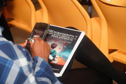 La celebración de jornadas formativas es constante en aras a prevenir el problema del consumo de la pornografía.