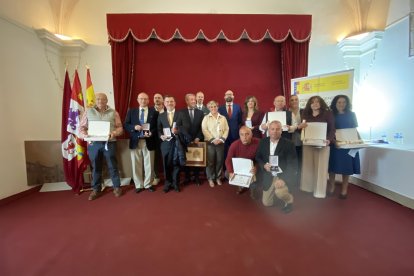 Fotos de familia, de los galardonados en el acto.