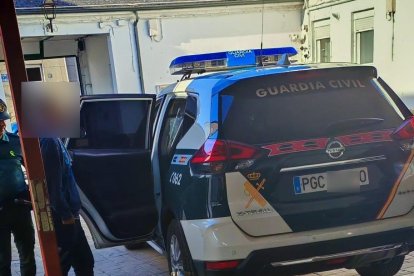 La Guardia Civil detiene al presunto estafador
