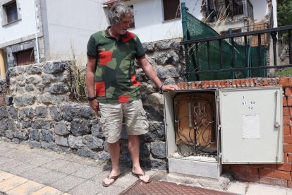 El servicio tiene pendiente que se coloquen las cajas de distribución de la fibra óptica.