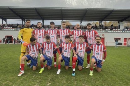 El Atlético Bembibre sufre un duro correctivo de parte del Tordesillas.