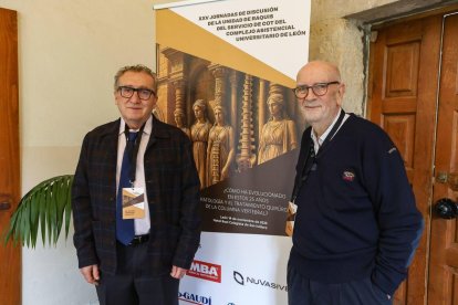 Manuel Fernández y Carlos Villanueva, durante la celebración de las jornadas de Raquis en León.