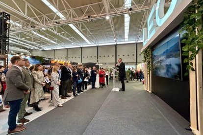 Octavio González abrió los discursos en la caseta provincial de turismo en Intur este viernes.