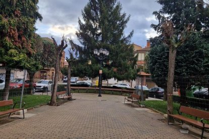  Vista de la plaza Escritores Carro Celada de Astorga.