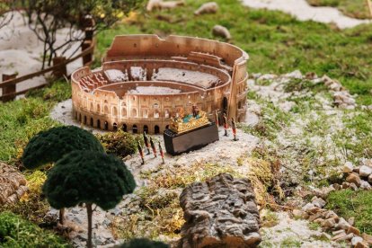 Las autoridades, en la inauguración.