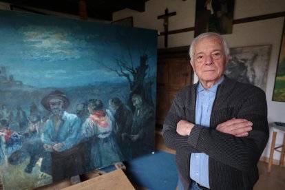 El pintor Luis Gómez Domingo en su casa estudio de Lombillo de los Barrios
