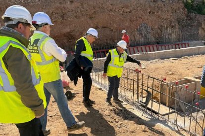 Supervisando las obras