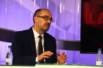 Marco Morala cerró anoche la temporada de La Tertulia de La 8 Bierzo.