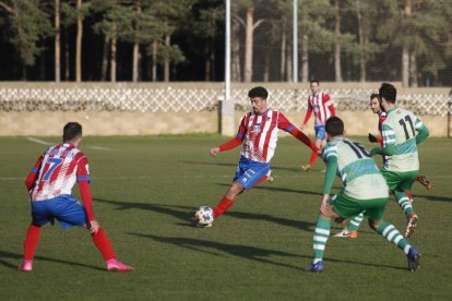 El Bembibre ha fichado dos jugadores desde La Virgen.