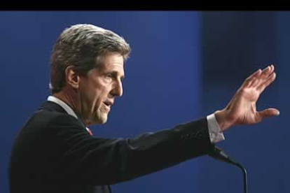 Todos los sondeos de opinión realizados tras el debate dan a John Kerry como vencedor, gracias a su posición crítica con la crisis de Irak.