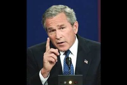 El presidente Bush quiso hacer prevalecer su eficacia en la lucha internacional contra el terrorismo y trató de hacer ver que su rival no está preparado para esa tarea.