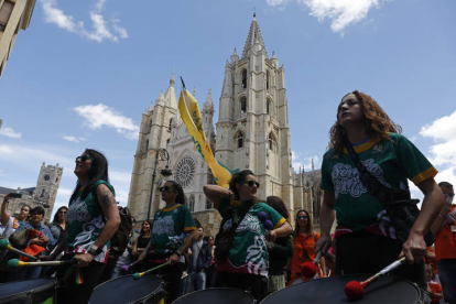 Concentración de peñas y festejos. F. Otero Perandones.