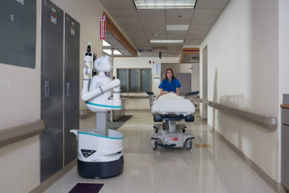 Otros robots realizan también tareas de desinfección. DILIGENT ROBOTICS