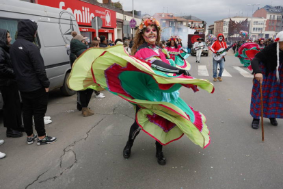 Gran desfile del sábado de Piñata en Astorga. J. NOTARIO
