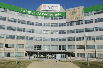 Las clases del nuevo grado de Nutrición Humana y Dietética se impartirán en el Campus de Ponferrada. L. DE LA MATA