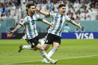Messi abrió el camino del triunfo para Argentina frente a México. JIMÉNEZ