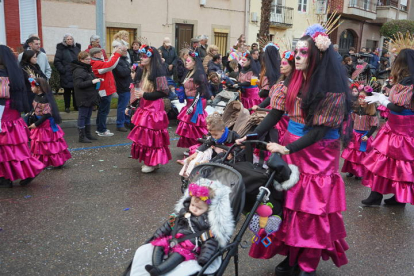 El gran desfile del Carnaval de La Bañeza. J. NOTARIO