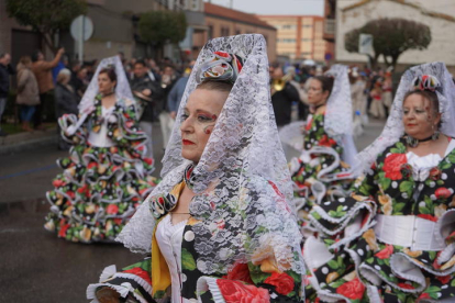 El gran desfile del Carnaval de La Bañeza. J. NOTARIO