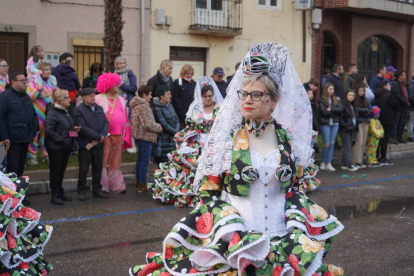 El gran desfile del Carnaval de La Bañeza. J. NOTARIO