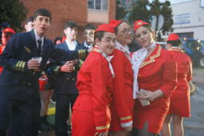 El gran desfile del Carnaval de La Bañeza. J. NOTARIO