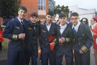 El gran desfile del Carnaval de La Bañeza. J. NOTARIO