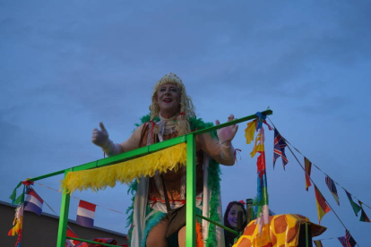 El gran desfile del Carnaval de La Bañeza. J. NOTARIO