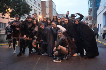 El gran desfile del Carnaval de La Bañeza. J. NOTARIO