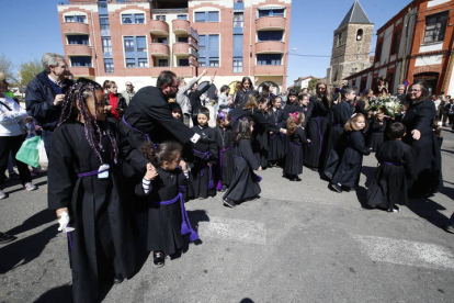 Procesión del Santo Potajero en La Bañeza. RAMIRO