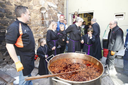 Procesión del Santo Potajero en La Bañeza. RAMIRO