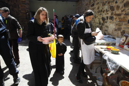 Procesión del Santo Potajero en La Bañeza. RAMIRO