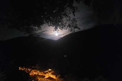 'Luna llena en La Silva'. De José Antonio Morán García. En La Silva.