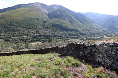 Tejedo de Ancares, en una imagen de archivo de esta zona fronteriza ya con Galicia. ANA F. BARREDO