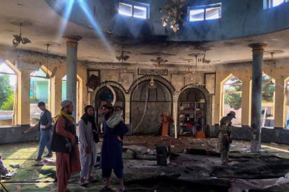 La mezquita de Kunduz tras el atentado integrista. STRINGER