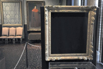El marco vacío de Tormenta en el mar de Galilea de Rembrandt, en el Isabella Stewart Gardner de Boston.