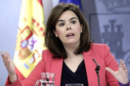 La vicepresidenta, Soraya Saenz de Santamaría, en la rueda de prensa posterior al Consejo de Ministros.