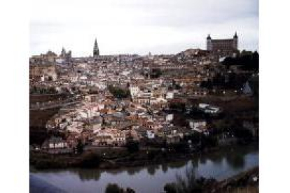 La universidad de Toledo, ciudad vinculada muy estrechamente a Lorenzana, cooperará con la de León