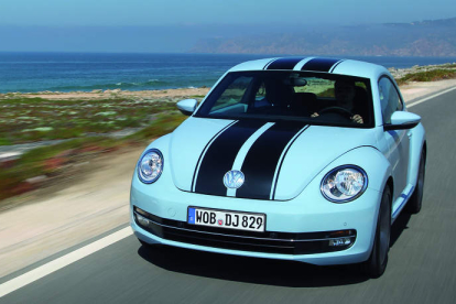 Los acabados Design y Sport revitalizan la gama del nuevo Beetle.