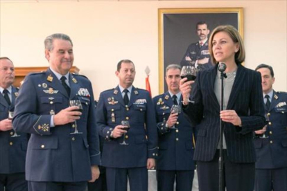 María Dolores de Cospedal, en una visita al Ejército del Aire en Zaragoza, el pasado día 19 de enero.