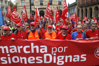 Protesta de pensionistas de Asturias en Gijón.