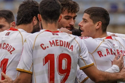 La Cultural atraviesa una alarmante sequía goleadora que le aleja del play off de ascenso. MIGUEL F.B.