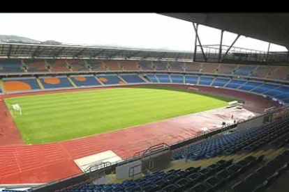 Estadio Municipal Ciudad de Coimbra. 30.000 espectadores.