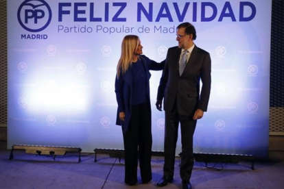 Cristina Cifuentes y Mariano Rajoy, en un acto del PP de Madrid, en Torrejón de Ardoz.