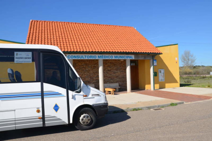 Consultorio médico del municipio de Valderrey ubicado en Castrillo de las Piedras. DL
