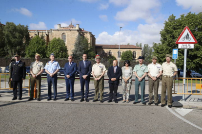 Jornada de puertas abiertas por el Día de las Fuerzas Armadas. RAMIRO