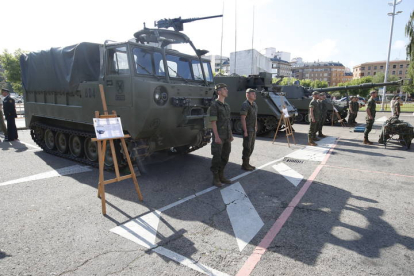 Jornada de puertas abiertas por el Día de las Fuerzas Armadas. RAMIRO